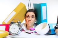 The symptoms of mania are atypical and persistent. (Image via Freepik/Freepik)